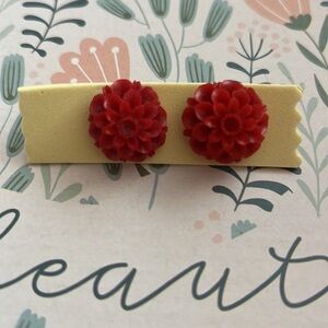 Red stud carved flower earrings